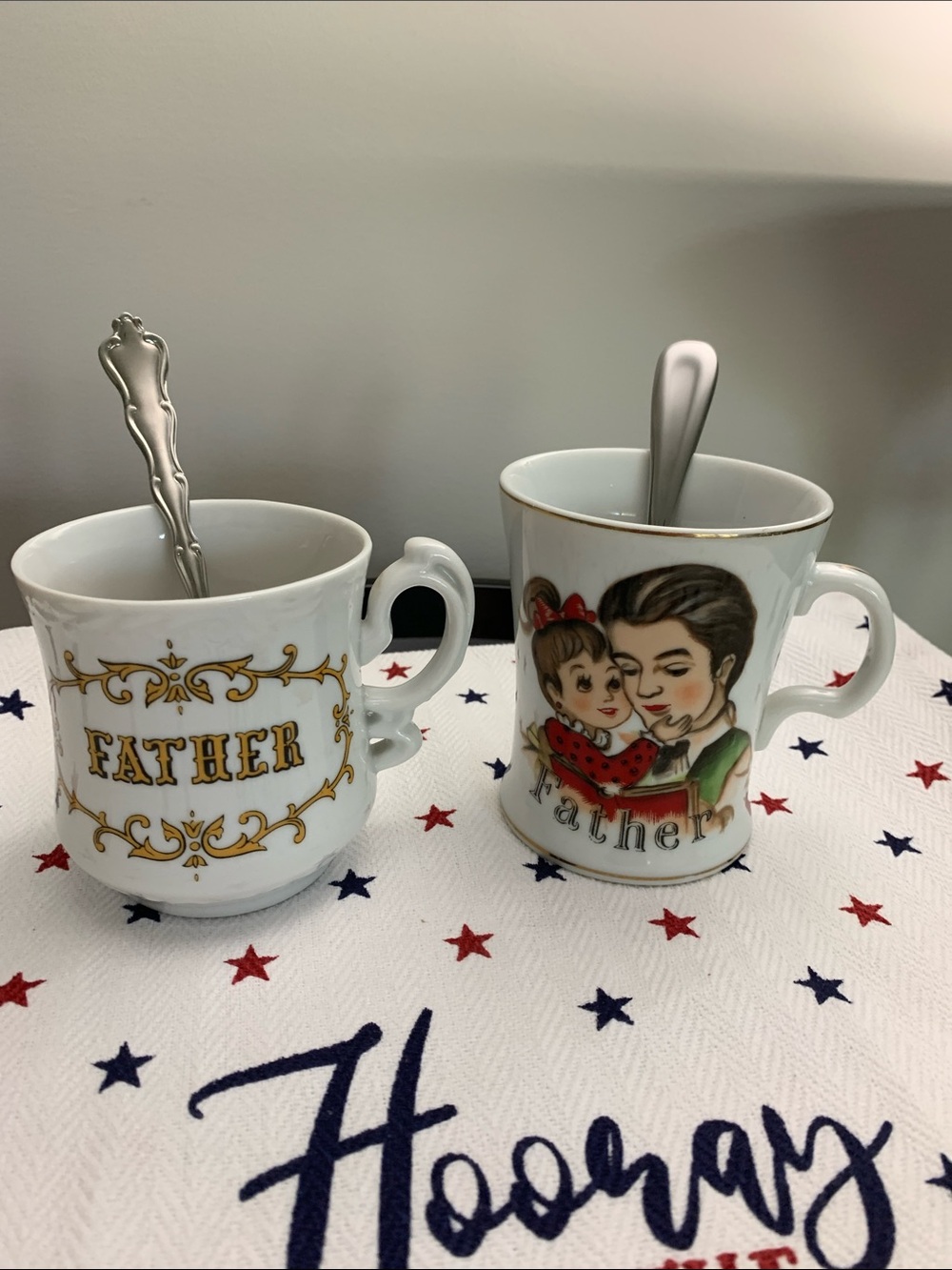 1 Lefton Father/Daughter Mug + 1 Embossed boarder Father Mug = 2